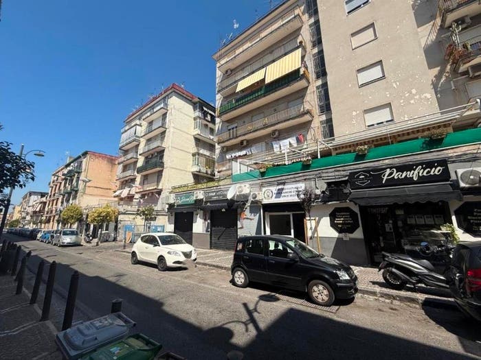 Appartamento quadrilocale in vendita in Corso IV Novembre, Barra, Napoli
