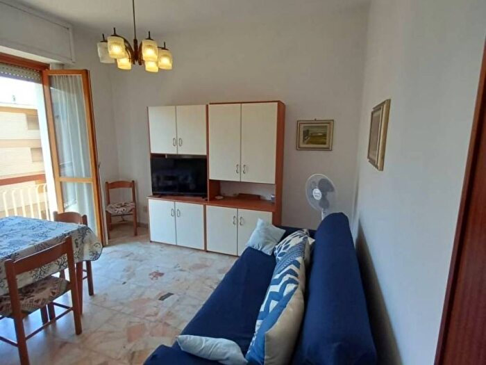 Appartamento bilocale in vendita in Via Acqui, Centro, Ceriale