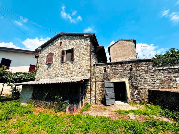 Casa con 5 locali in vendita in Vicolo del Torrione, Villafranca in Lunigiana