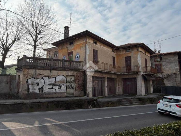 Casa con 6 locali in vendita in Via Marconi Guglielmo, Centro, Palazzolo sull'Oglio