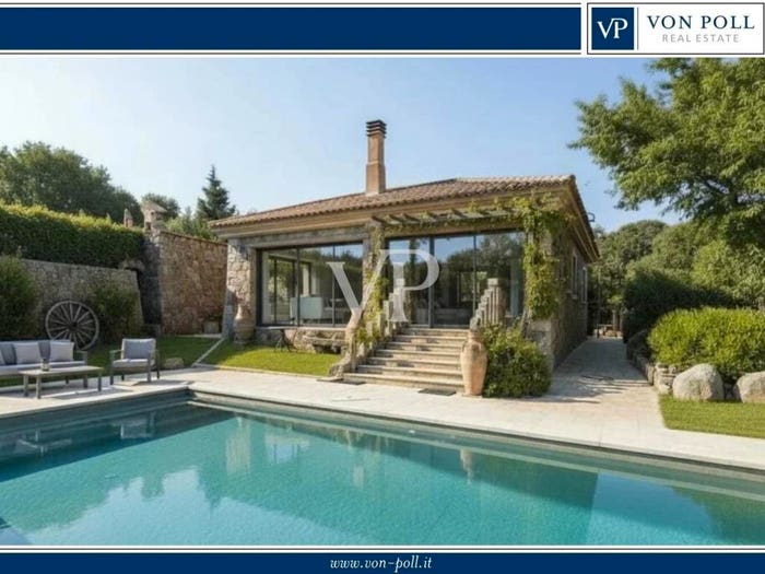 Casa con 5 locali in vendita in Viale Cugnana Verde, Cugnana, Olbia