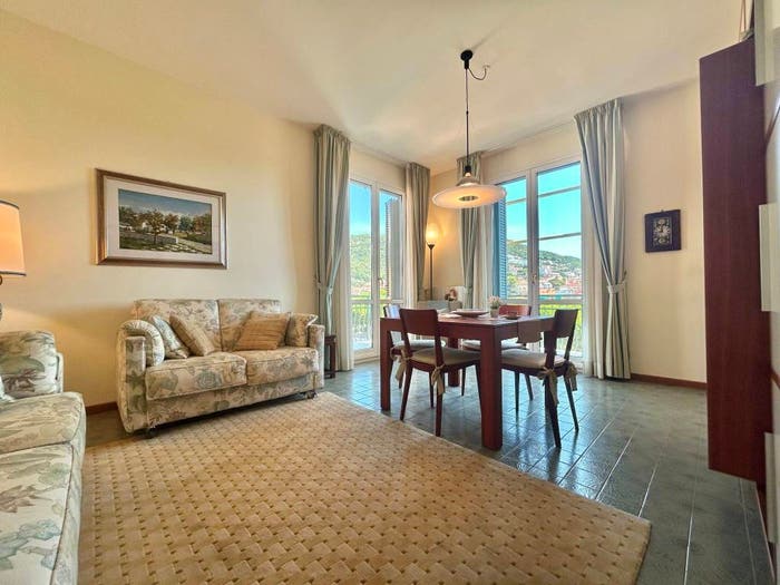 Casa trilocale in vendita in Via Francesco Crispi, Centro, Pietra Ligure
