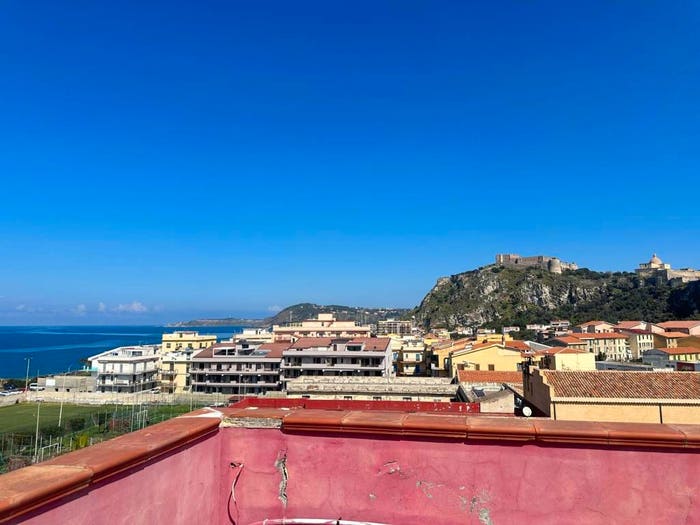 Appartamento con 6 locali in vendita in Via Volturno, Centro, Milazzo