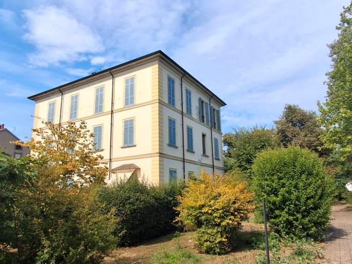 Appartamento trilocale in vendita in Piazza Maggio, Centro, Cassolnovo
