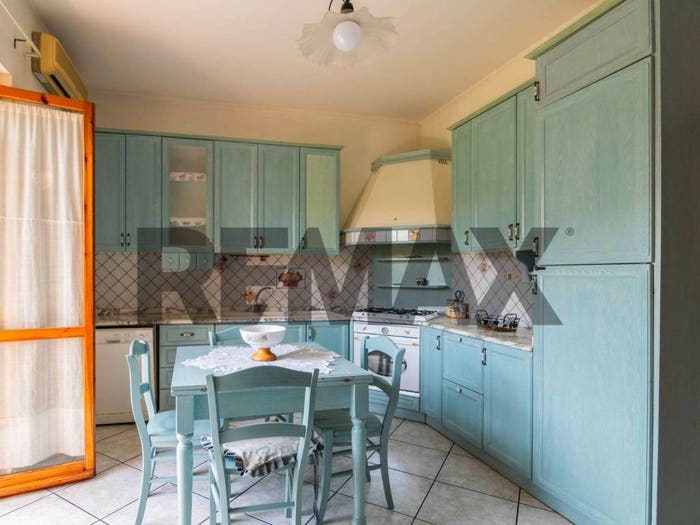 Appartamento con 5 locali in vendita in Via Casalnuovo, Centro, Aci Sant'Antonio