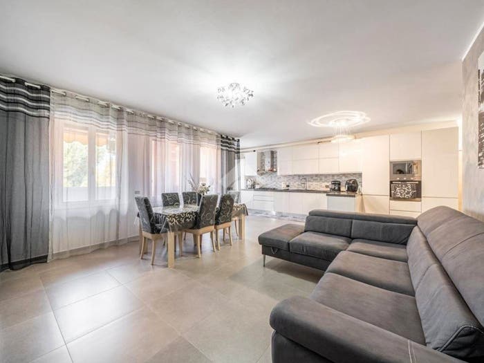 Appartamento trilocale in vendita in Via mantegna, Baragalla Canalina, Reggio Emilia