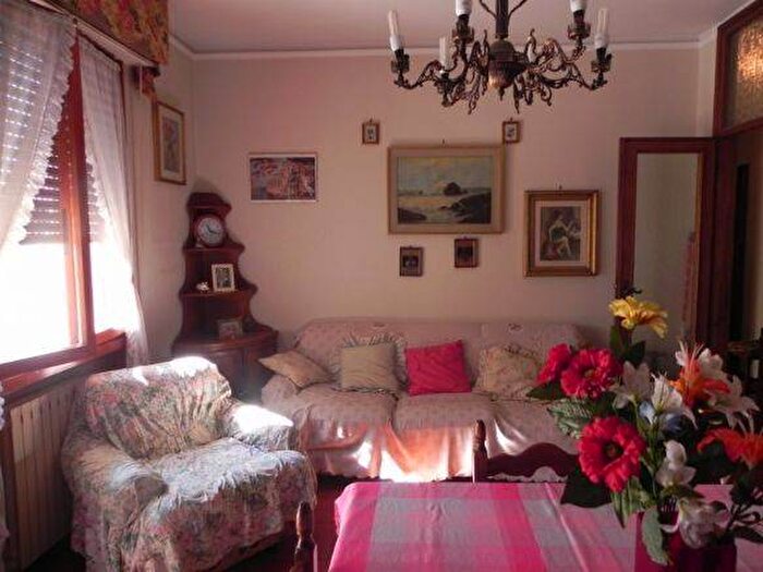 Appartamento con 6 locali in vendita in Marco Polo Don Bosco, Viareggio