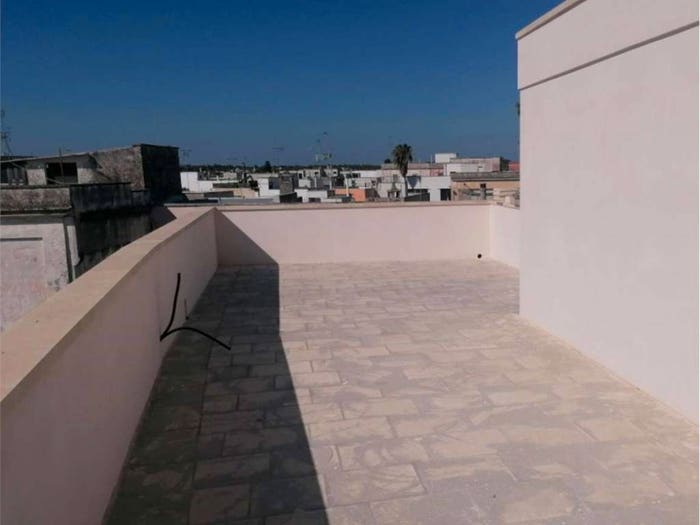 Appartamento quadrilocale in vendita in via Marchese Bernardini, Arnesano