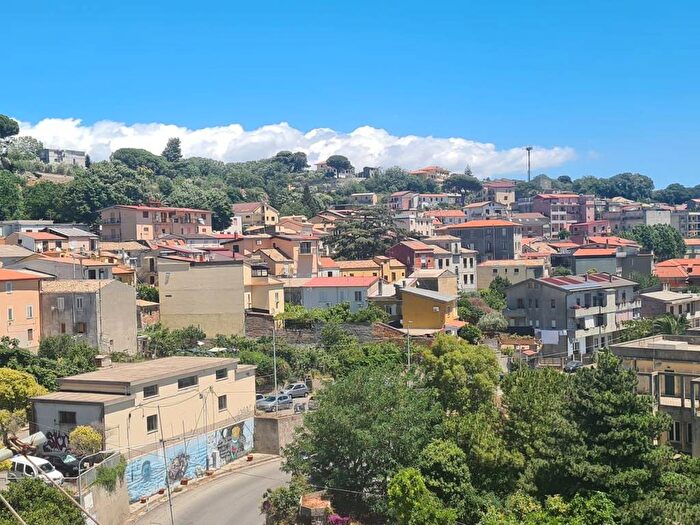 Appartamento trilocale in vendita in Discesa Palombella, Gagliano, Catanzaro