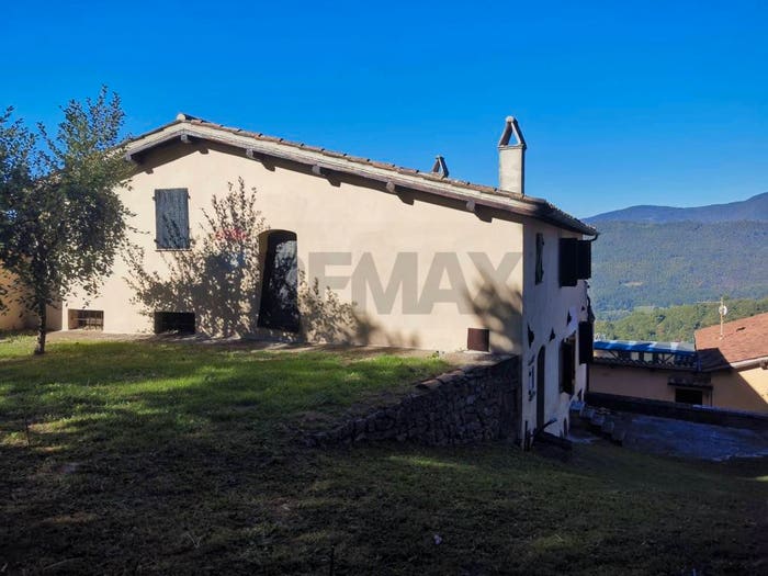 Casa trilocale in vendita in Ponte Santa Lucia Colfiorito Annifo, Foligno