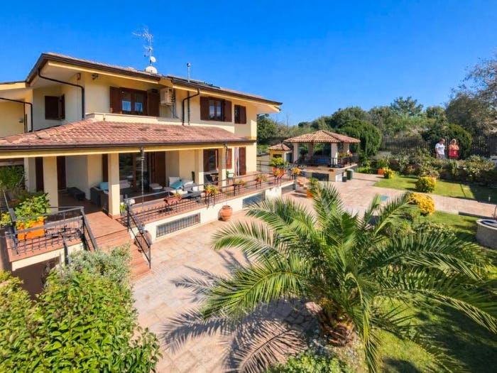 Casa con 6 locali in vendita in Vicolo Prataporci, Frascati