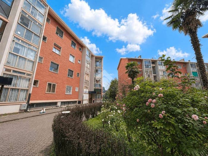 Appartamento trilocale in vendita in Via Metastasio, Lucernate, Rho