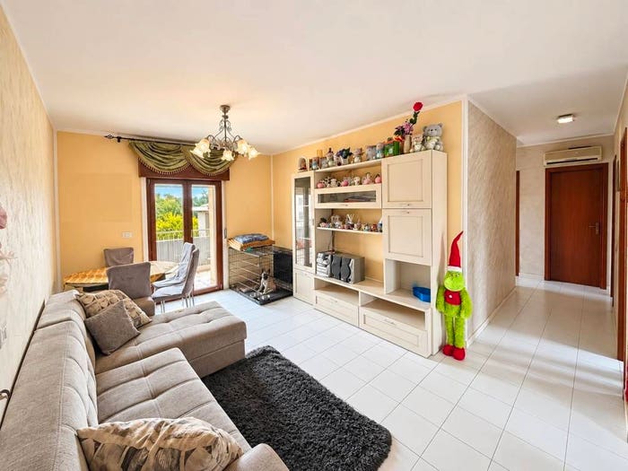 Appartamento quadrilocale in vendita in Via della Foresta, San Tammaro