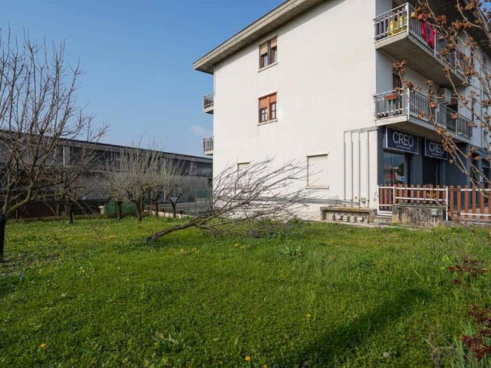 Appartamento trilocale in vendita in via Milano, Centro, Terno d'Isola