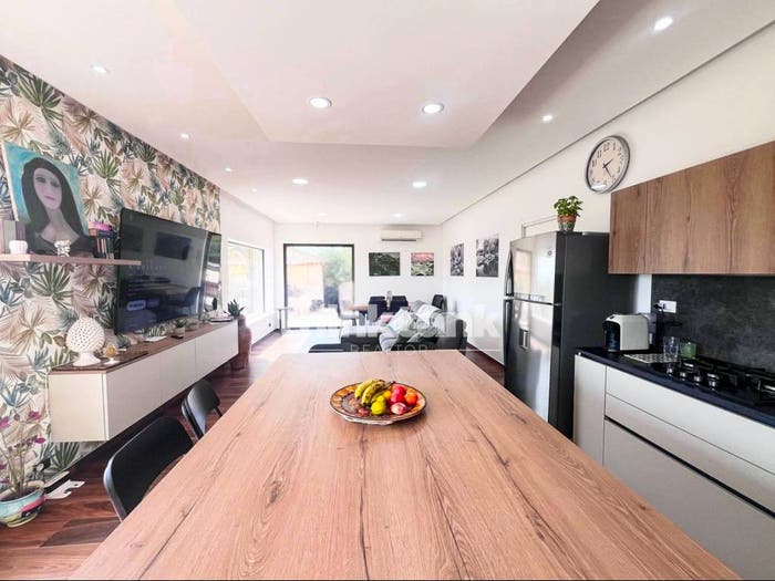 Casa con 6 locali in vendita in Via Col Vento, Plemmirio, Siracusa