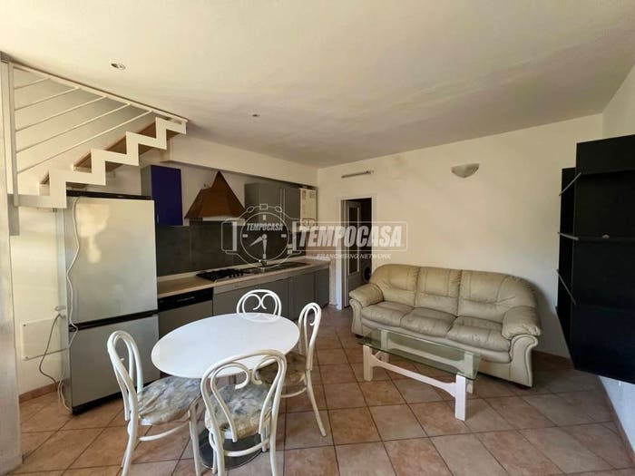 Appartamento bilocale in vendita in Vicolo Centurioni, Centro, Pastrengo