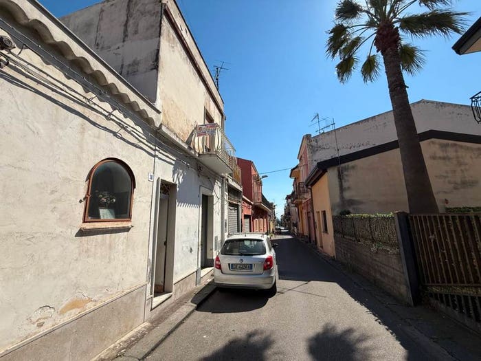 Casa con 6 locali in vendita in Via Giuseppe Parini, Centro, Giarre
