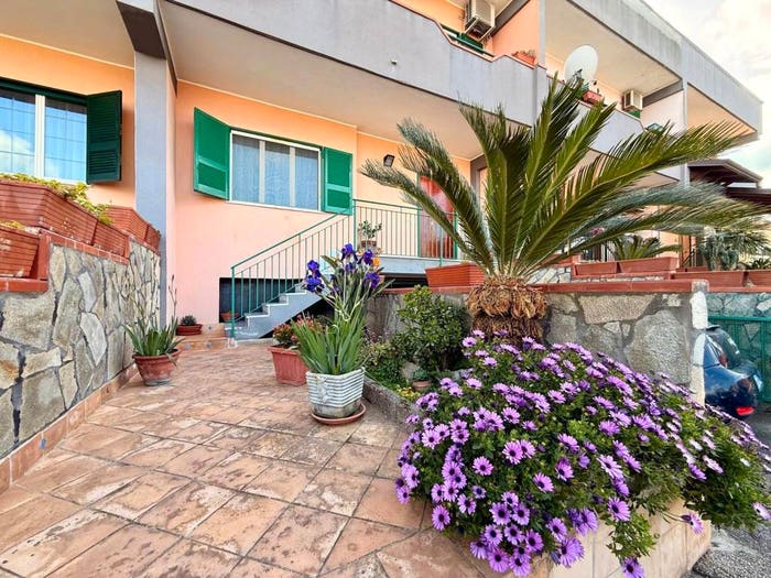 Casa quadrilocale in vendita in Via San Nullo, Licola Paese, Giugliano in Campania