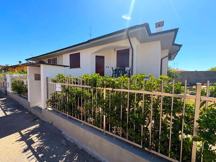 Casa trilocale in vendita in Via Roma, Centro, Garlasco