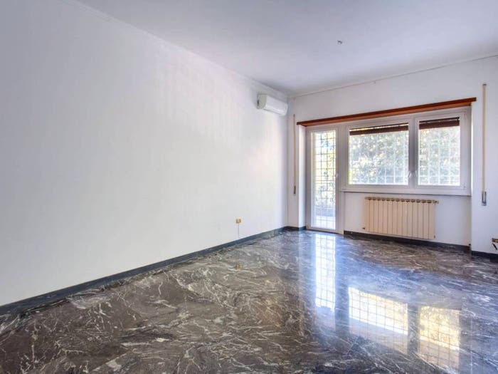 Appartamento trilocale in vendita in Via A Onano, Grottarossa Saxa Rubra, Roma