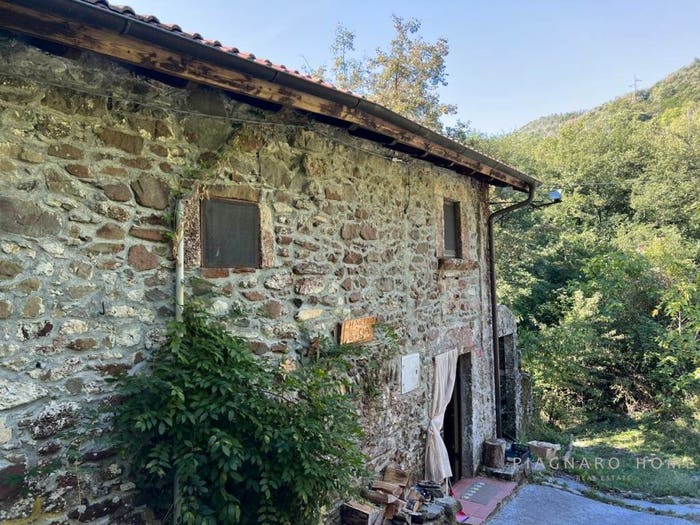 Casa con 5 locali in vendita in Centro, Fivizzano