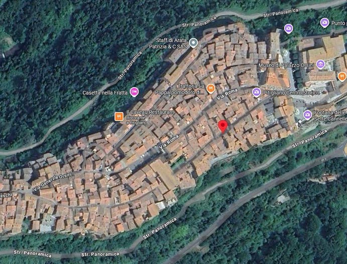 Appartamento quadrilocale in vendita in Vicolo delle Riforme, Centro, Pitigliano