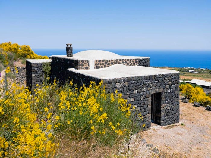 Casa trilocale in vendita in Via Cuddia Mueggen, Pantelleria