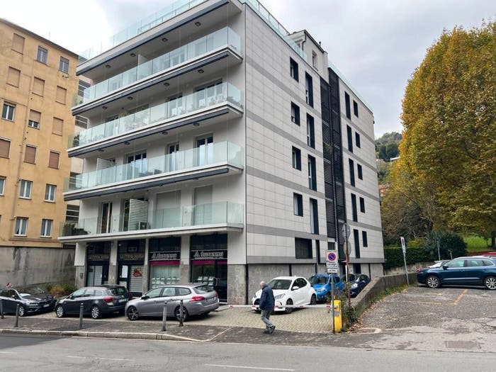 Appartamento trilocale in vendita in Via Bellinzona, Monte Olimpino, Como