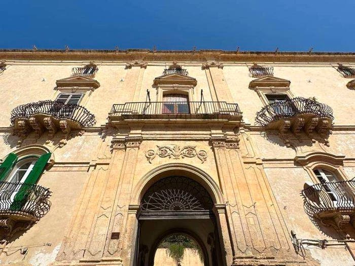 Appartamento con 6 locali in vendita in Via Cavour, Centro, Noto