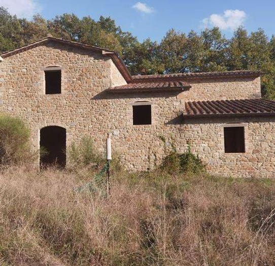 Casa con 6 locali in vendita in Pian Di Marte, Lisciano Niccone