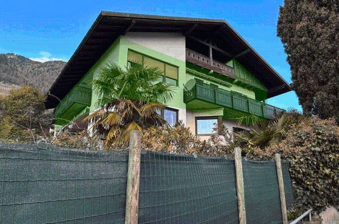 Appartamento con 6 locali in vendita in Via Johann Kravogl, Marlengo