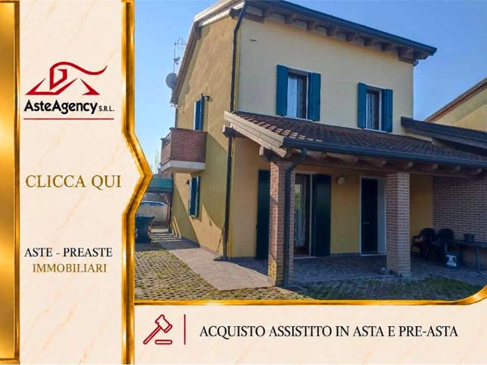 Appartamento con 5 locali in vendita in Accesso da via milano, Cantarana, Cona