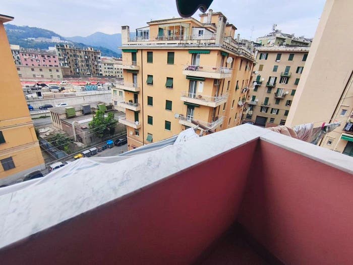 Appartamento quadrilocale in vendita in Via Adelaide Ristori, Certosa, Genova