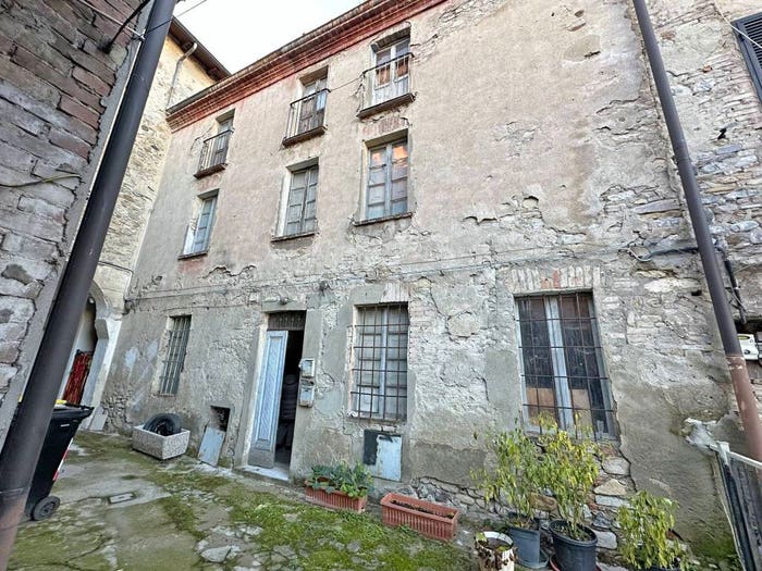 Casa con 6 locali in vendita in Via Francesco Acerbi, Centro, Ponte dell'Olio