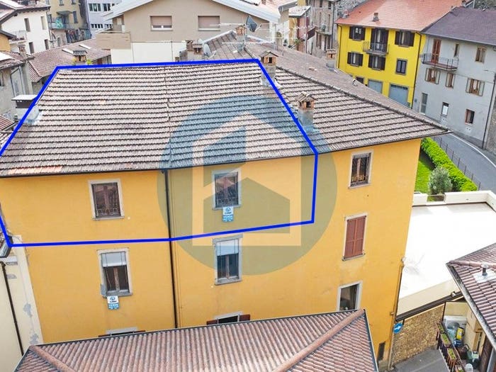 Appartamento trilocale in vendita in Via Scaletta, Centro, Breno