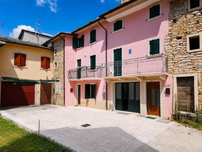 Casa trilocale in vendita in Via Giuseppe Garibaldi, Sant'Anna d'Alfaedo