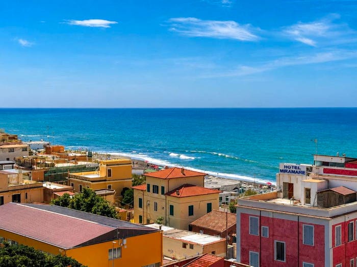 Appartamento trilocale in vendita in Via Duca degli Abruzzi, Centro, Ladispoli