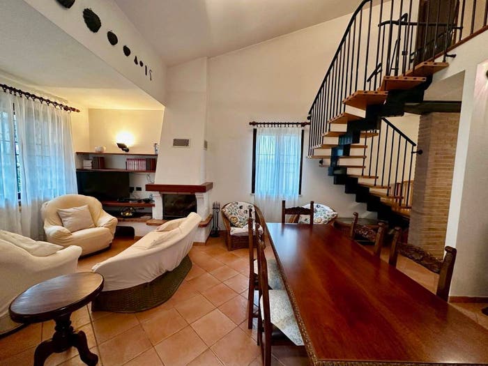 Casa con 6 locali in vendita in Viale Ruggero Leoncavallo, Lido di Spina, Comacchio
