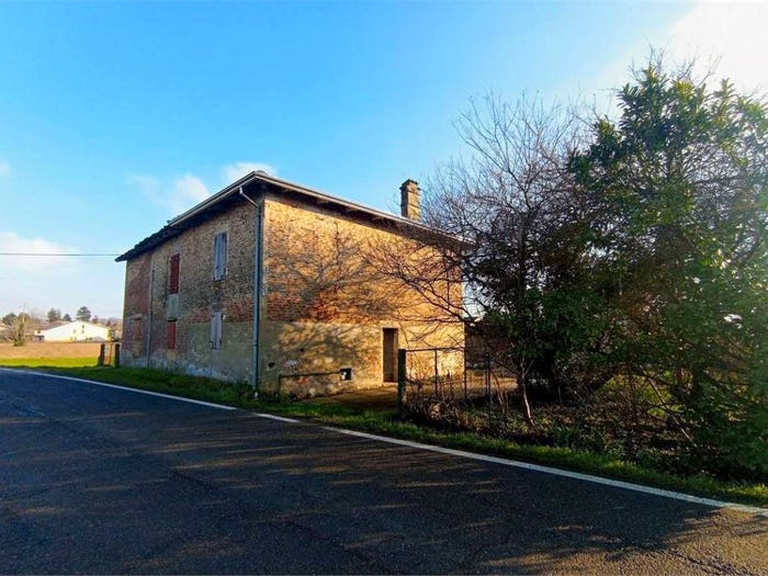 Casa trilocale in vendita in strada verdi, Centro, Roccabianca