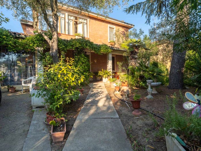 Casa con 6 locali in vendita in Via Ghiaradino, Granarolo Dell'Emilia E Via Dagol, Granarolo dell'Emilia