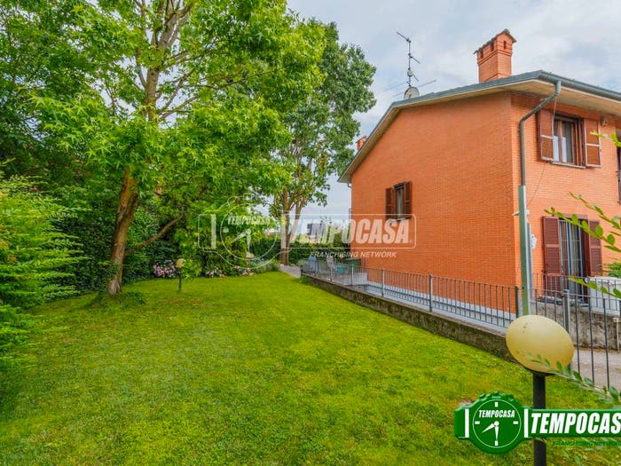 Casa con 5 locali in vendita in Via Sandro Pertini, Centro, Borgarello