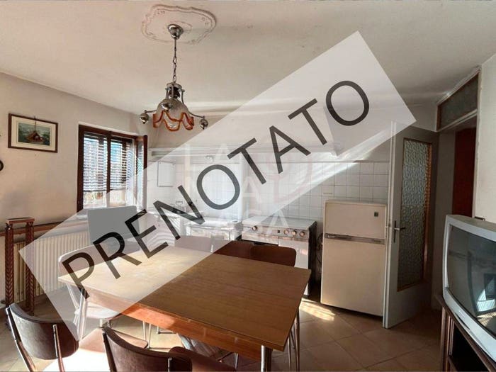 Casa con 5 locali in vendita in Via Ruio, Centro, Follina