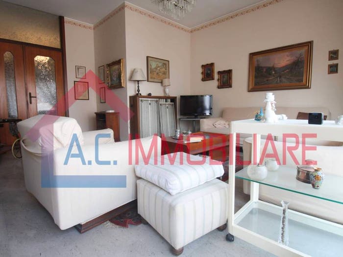 Appartamento trilocale in vendita in Via Giovanni Boccaccio, Arnate, Gallarate