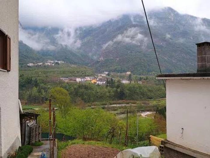 Casa quadrilocale in vendita in Via Valpegara No Number, Valdastico