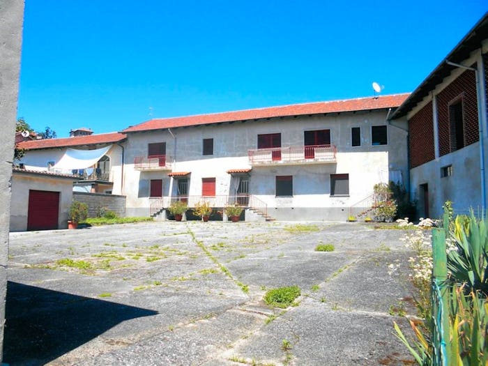 Casa con 6 locali in vendita in Centro, Cereseto