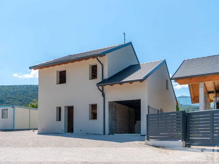 Casa quadrilocale in vendita in Via Faverga, Castion, Belluno