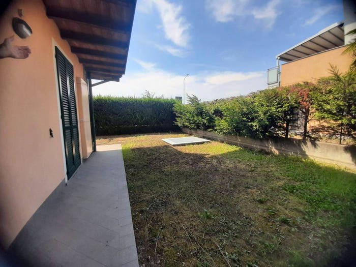 Appartamento trilocale in vendita in Via Mohandas Karamchand Gandhi, Ciserano