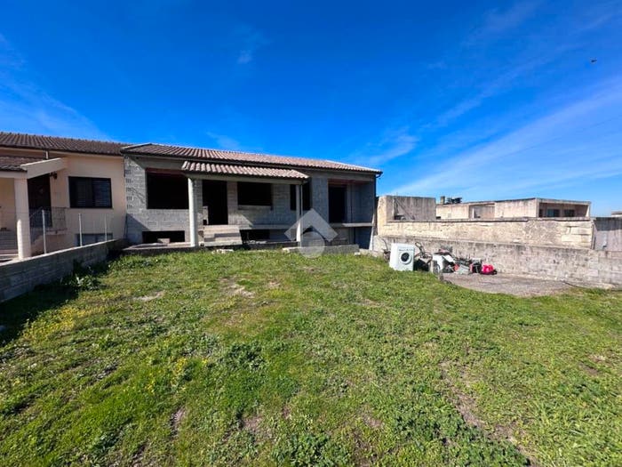 Casa con 5 locali in vendita in Via Belvedere, Ossi