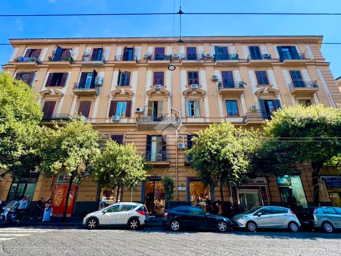 Appartamento trilocale in vendita in Via Benedetto Cairoli, Arenaccia, Napoli