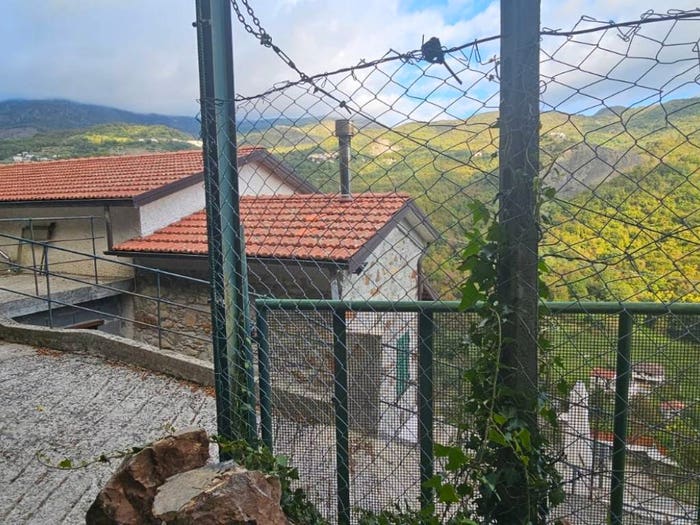 Casa con 6 locali in vendita in Via Botasi, Botasi, Ne